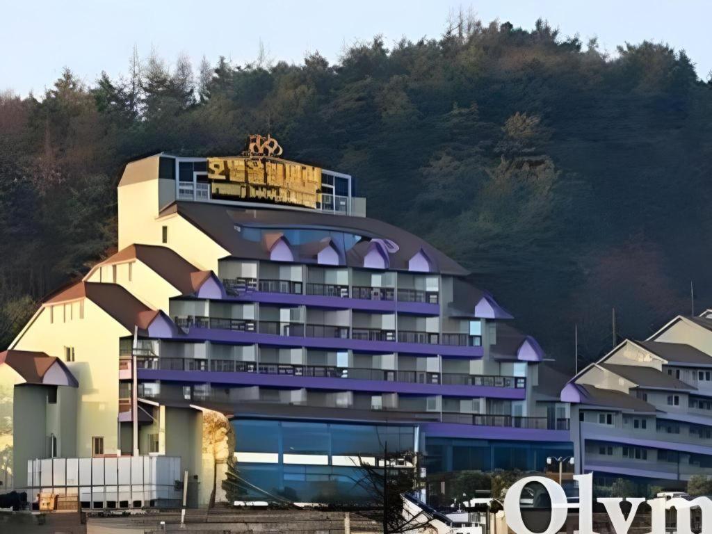 Hyundai Elliot Hotel And Resort Pyeongchang Buitenkant foto